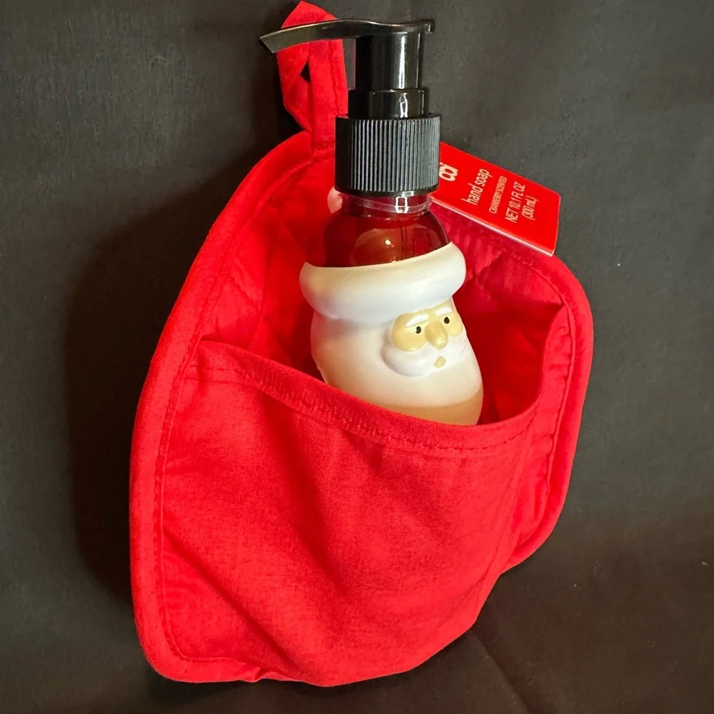 🎄🎁 Santa Claus Soap Dispenser with Snowflake Pot Holder Set - Picture 3 of 3